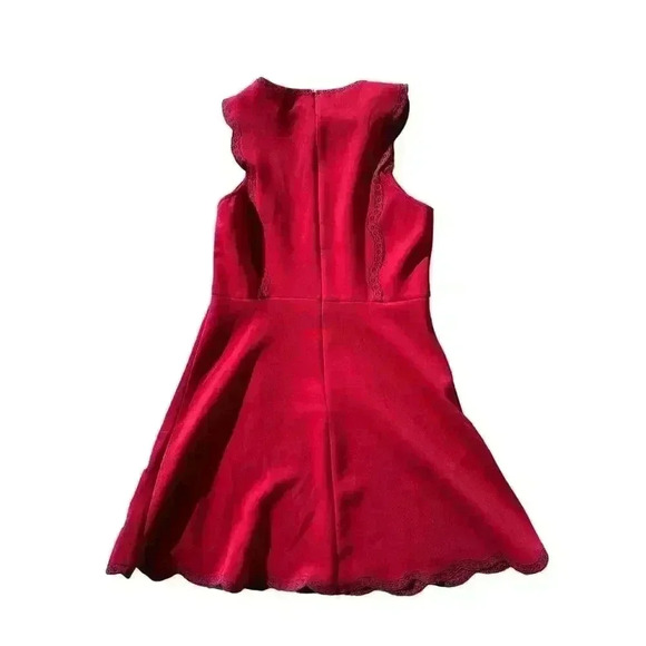 Francesca’s Women’s Red Scalloped Edge Runway Cocktail Dress Size Large - Picture 2 of 6